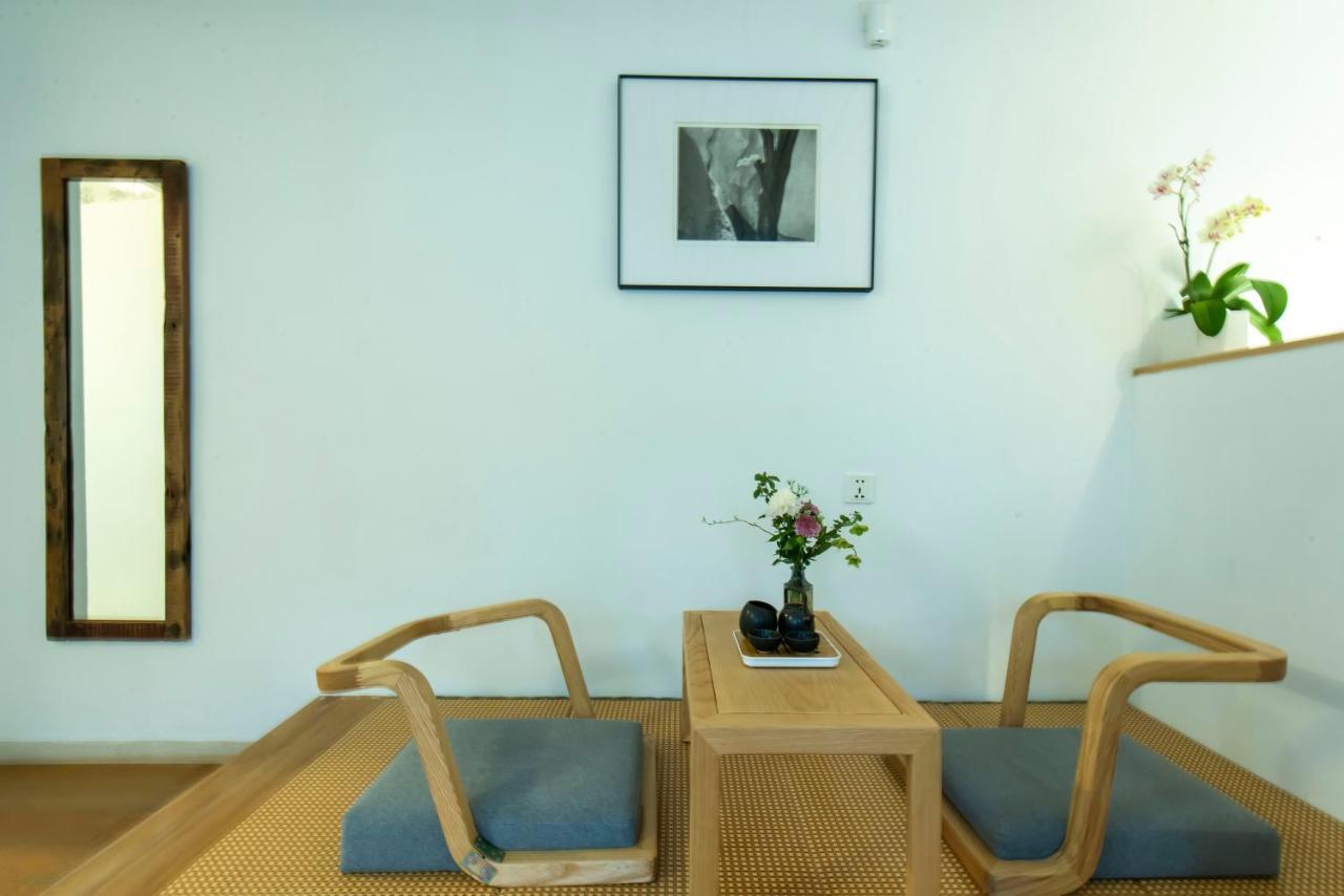 No'6 Garden --french Window With Garden View,close To Sea World &shekou Ferry Port &k11 Ecoast &subway Nearby ,offer Western Food And Coffee &english Speaking With Tour Services 4* Шэньчжэнь