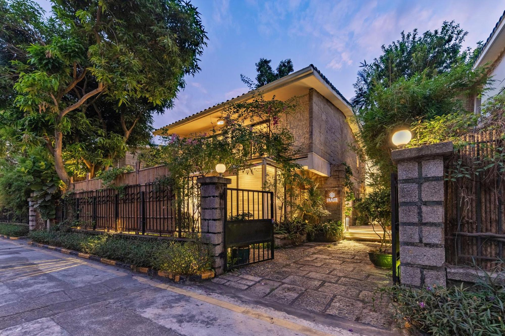 酒店 No'6 Garden --french Window With Garden View,close To Sea World &shekou Ferry Port &k11 Ecoast &subway Nearby ,offer Western Food And Coffee &english Speaking With Tour Services 深圳